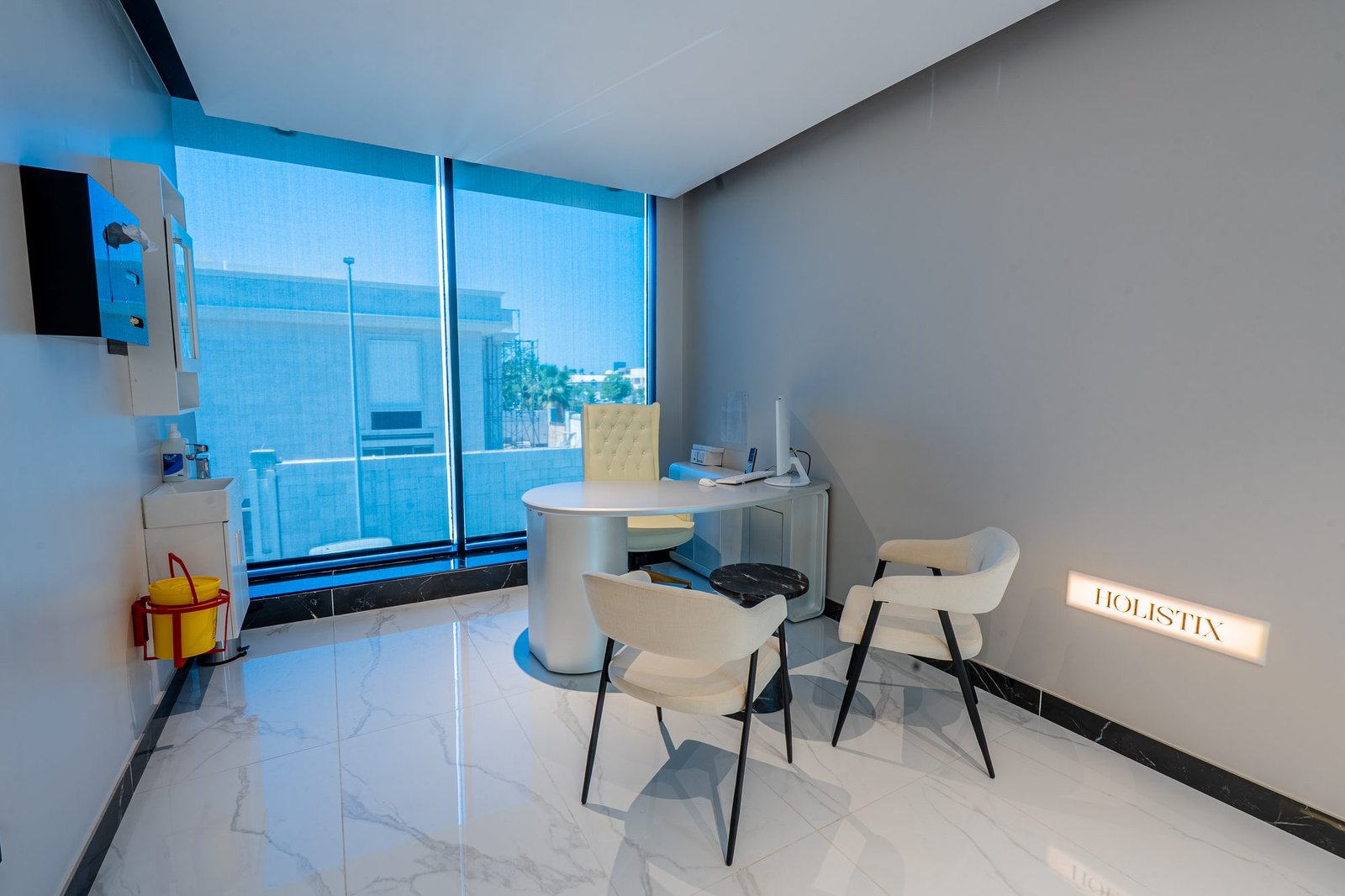 Holistix clinic